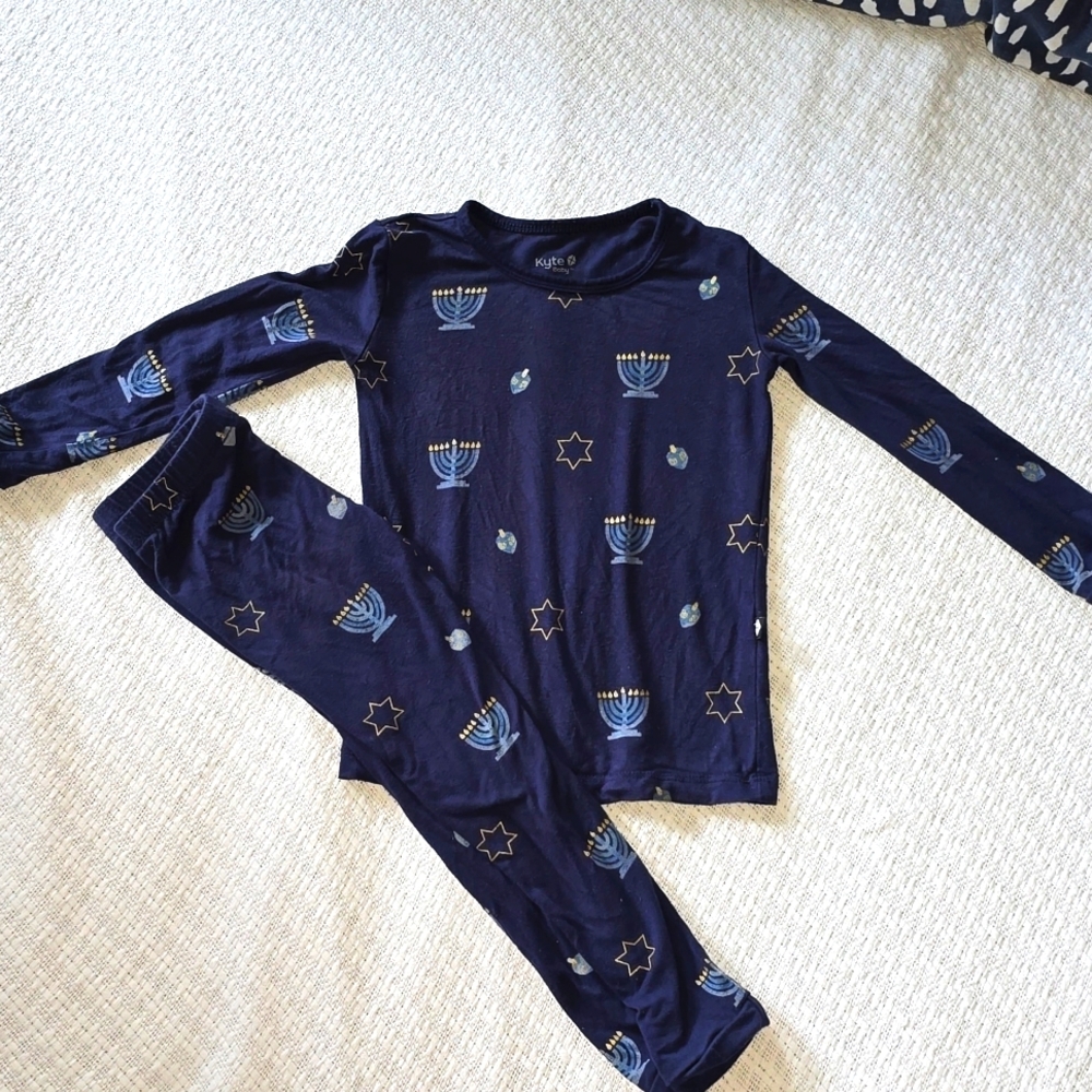 Kyte Baby Hannukah 2 Piece Long Sleeve Pajamas